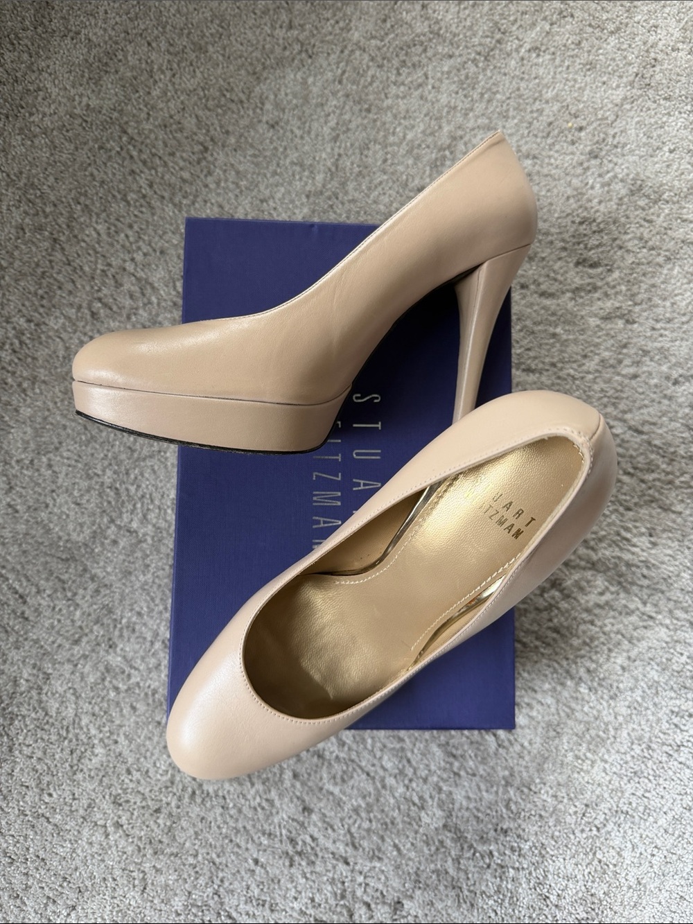 Stuart Weitzman Beige Leather Platform Pumps
